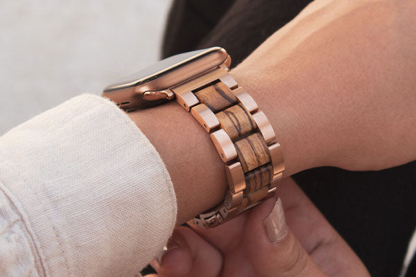 Apple Watch strap HAVANNA wood zebranowood www.laimer.bz
